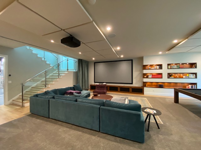 High-performance theater room using Grimani Systems speakers